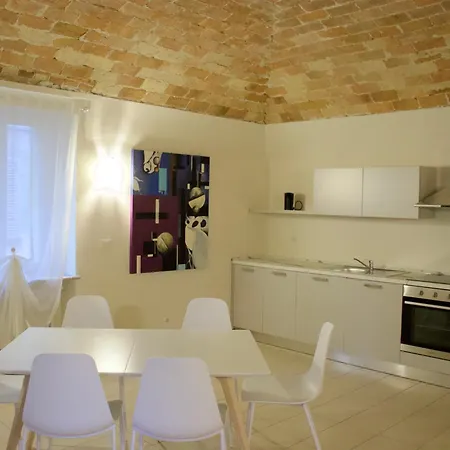Casa *